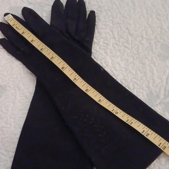 Black Long Women's Gloves - Classic Elegant Style - Picture 2 of 6